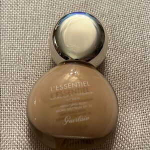 GUERLAIN L'Essentiel Natural Glow Foundation